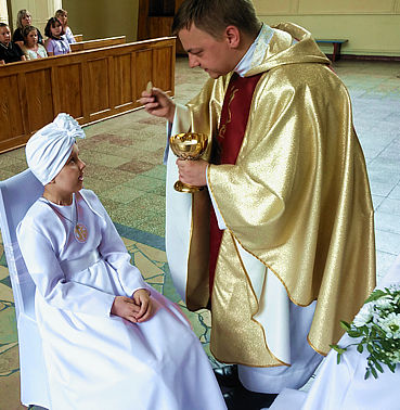 Komunia pogodnej Julii Komunia pogodnej Julii